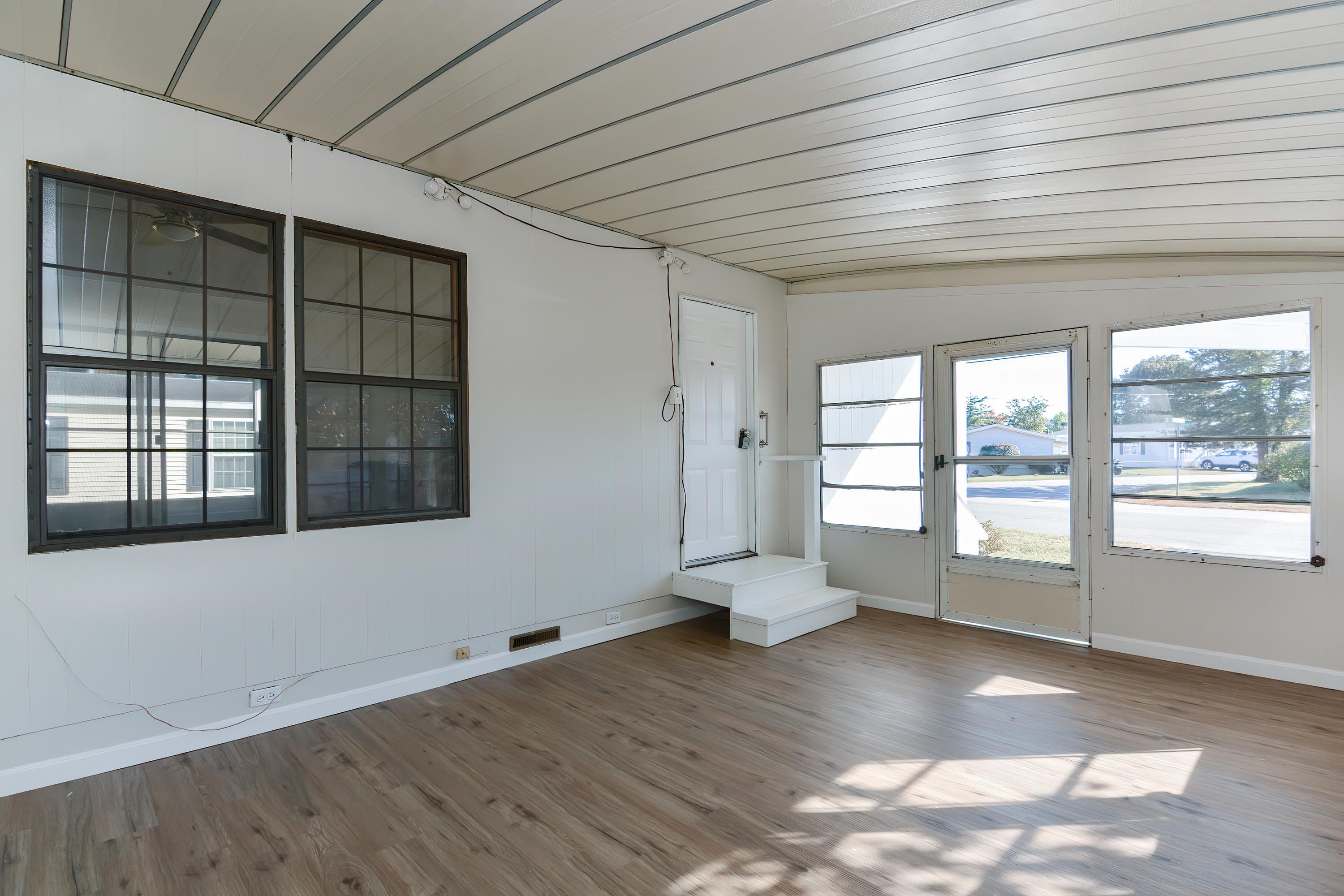 290 Calef Highway A6