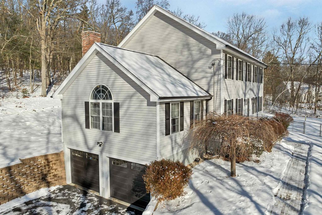 Photo of 46 Goodhue Road, Derry, NH 03038 (MLS # 5072141)