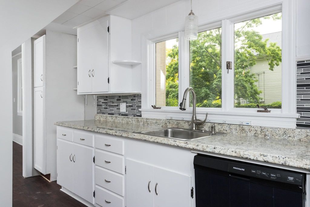 Photo of 137 Locust Street #A, Dover, NH 03820 (MLS # 5058509)