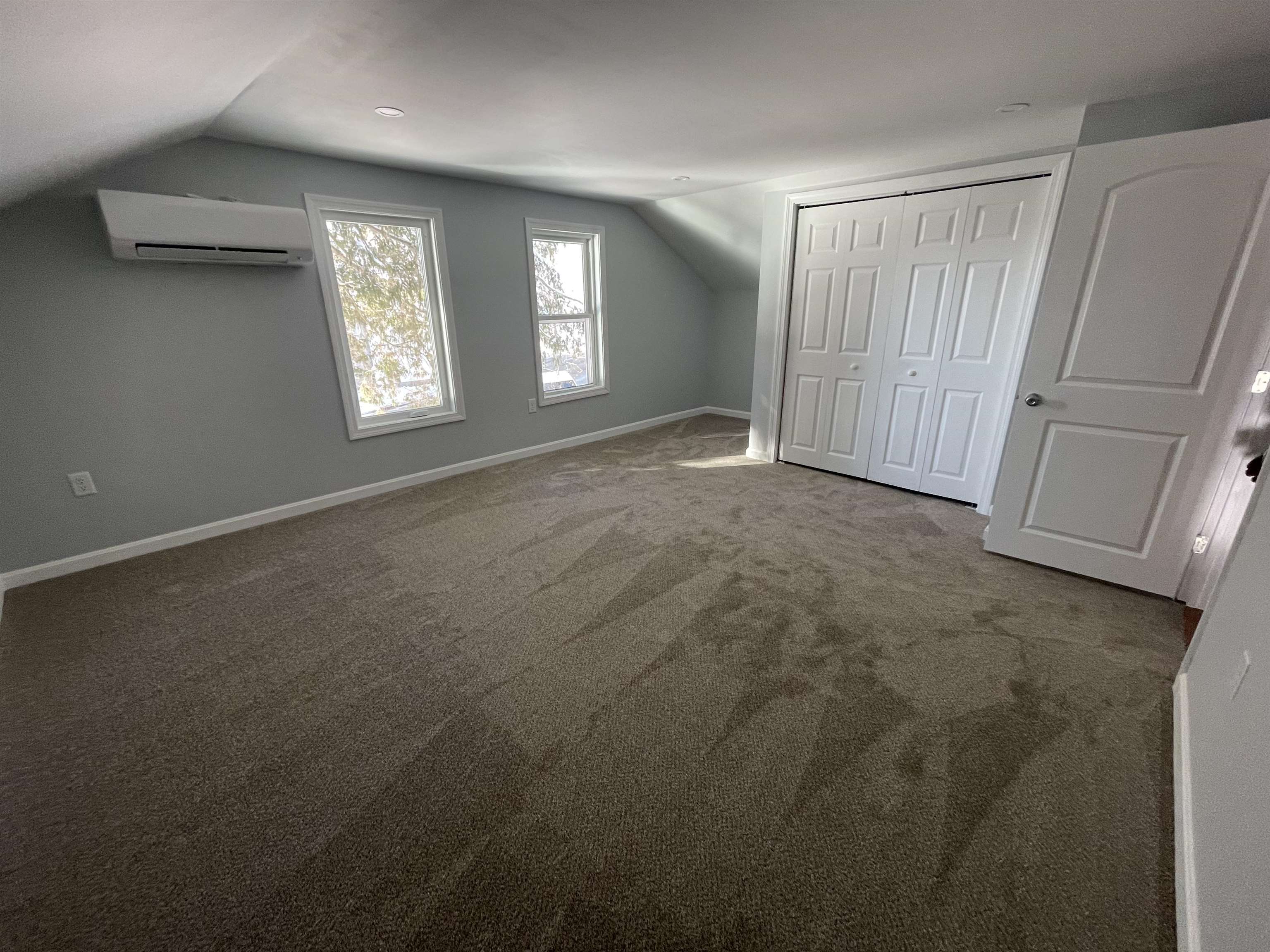 Raymond, New Hampshire 03070, United States, 3 Bedrooms Bedrooms, ,2 BathroomsBathrooms,Residential,Pending,8097