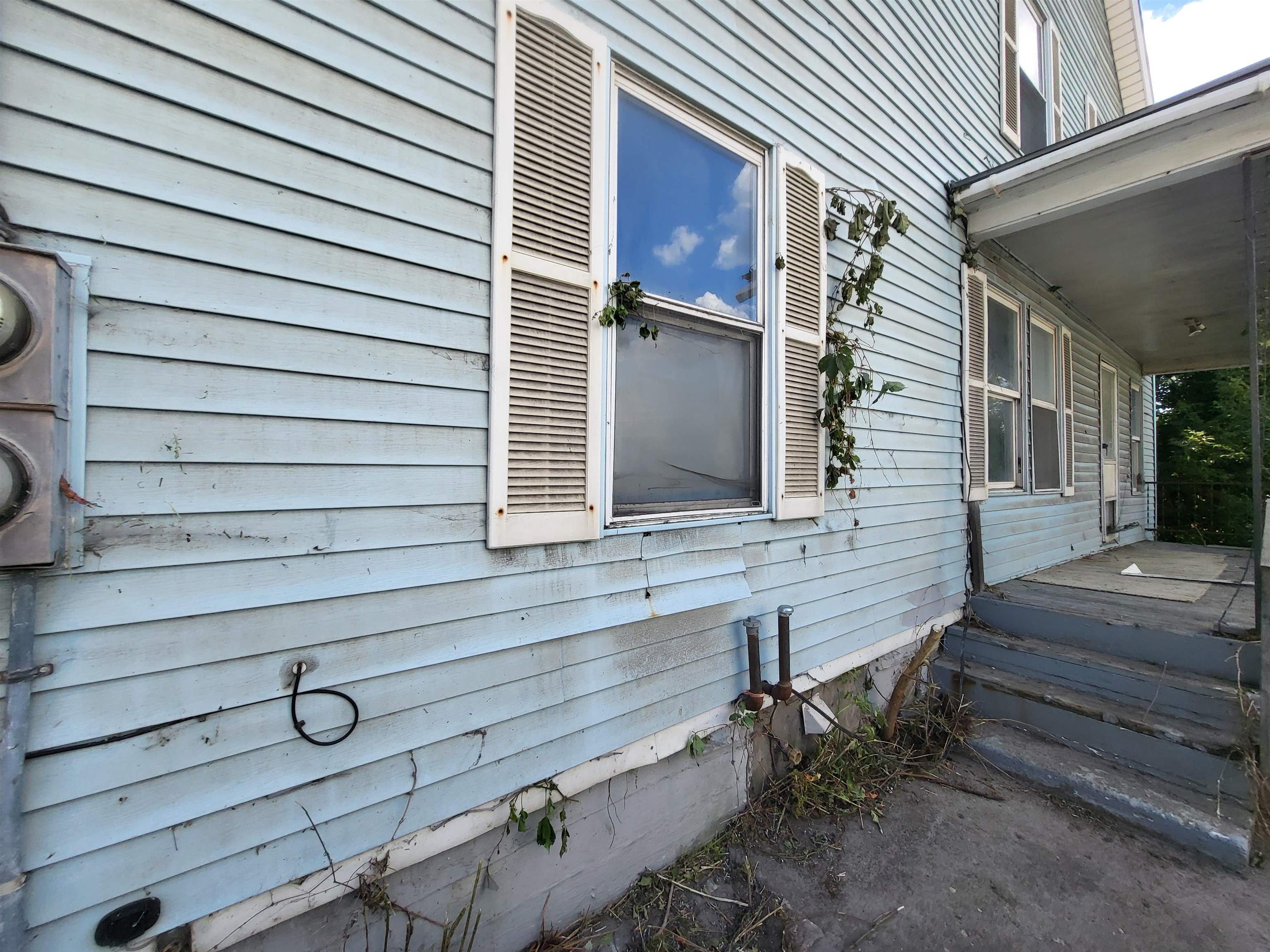 Barre City, Vermont 05641, United States, 6 Bedrooms Bedrooms, ,2 BathroomsBathrooms,Residential,Active,198155