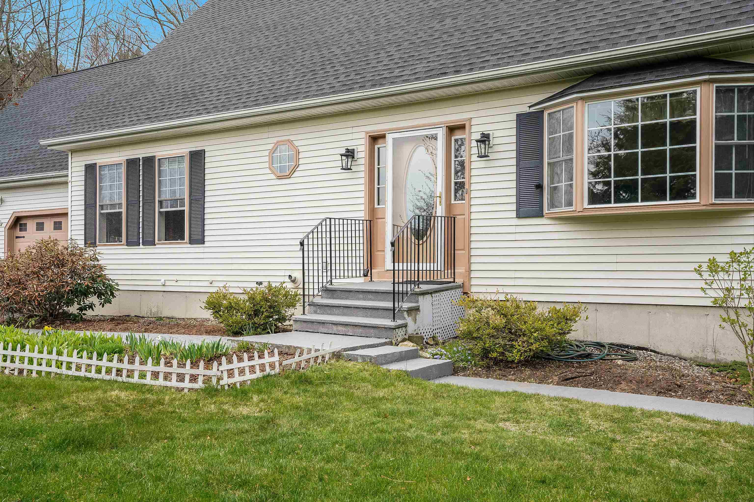 914 Mammoth Road