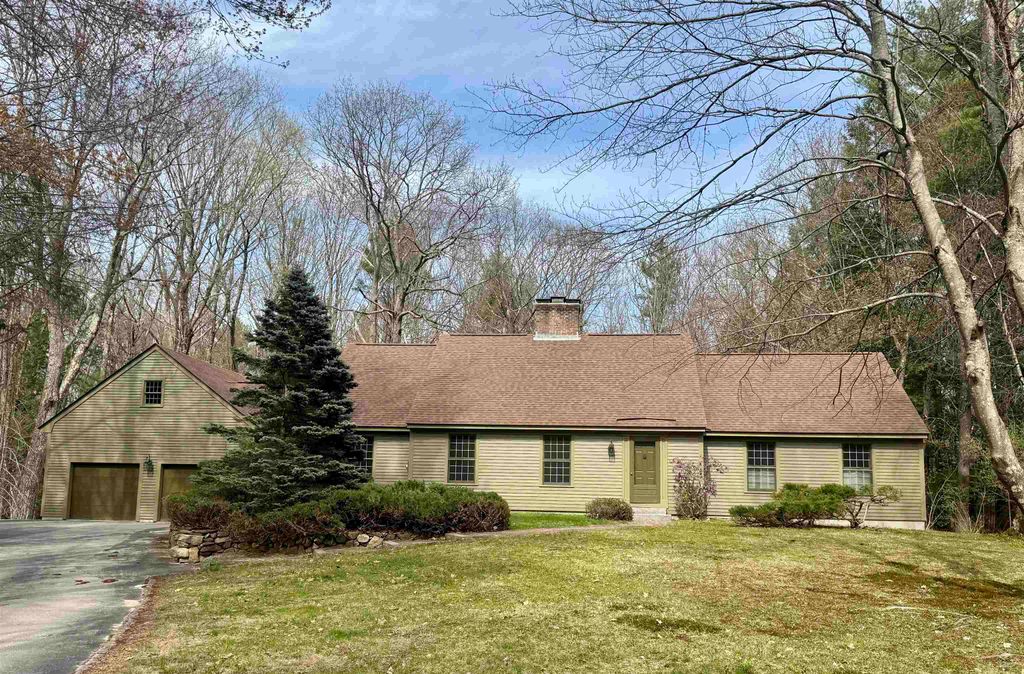 Photo of 214 Hopkins Green Road, Hopkinton, NH 03229 (MLS # 5086018)