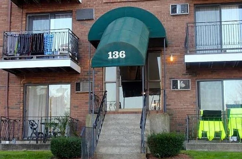 Photo of 136 Mammoth Road #26, Hooksett, NH 03106 (MLS # 5084704)