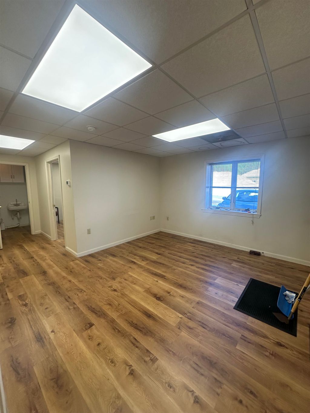 Photo of 579 Daniel Webster Highway, Merrimack, NH 03054 (MLS # 5075598)