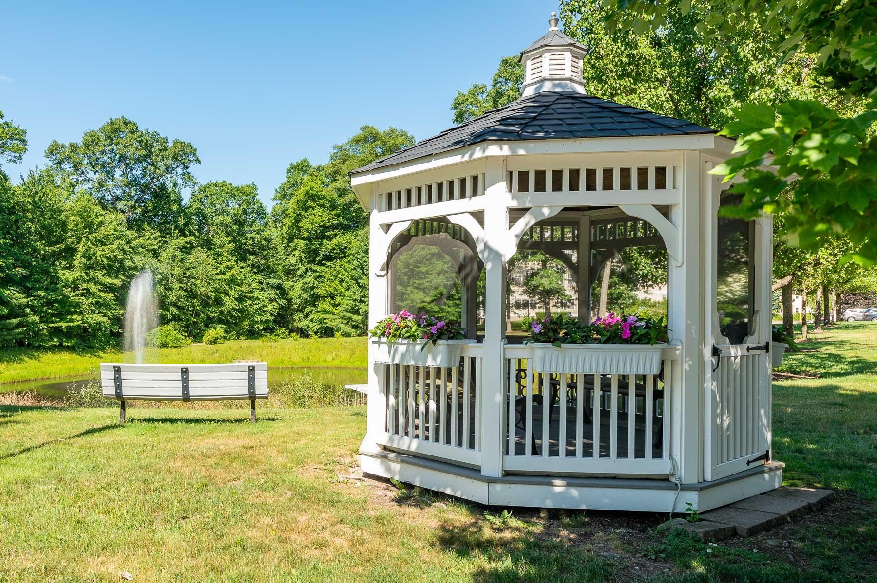 Exeter, New Hampshire 03833, United States, 2 Bedrooms Bedrooms, ,2 BathroomsBathrooms,Residential,Active,43629