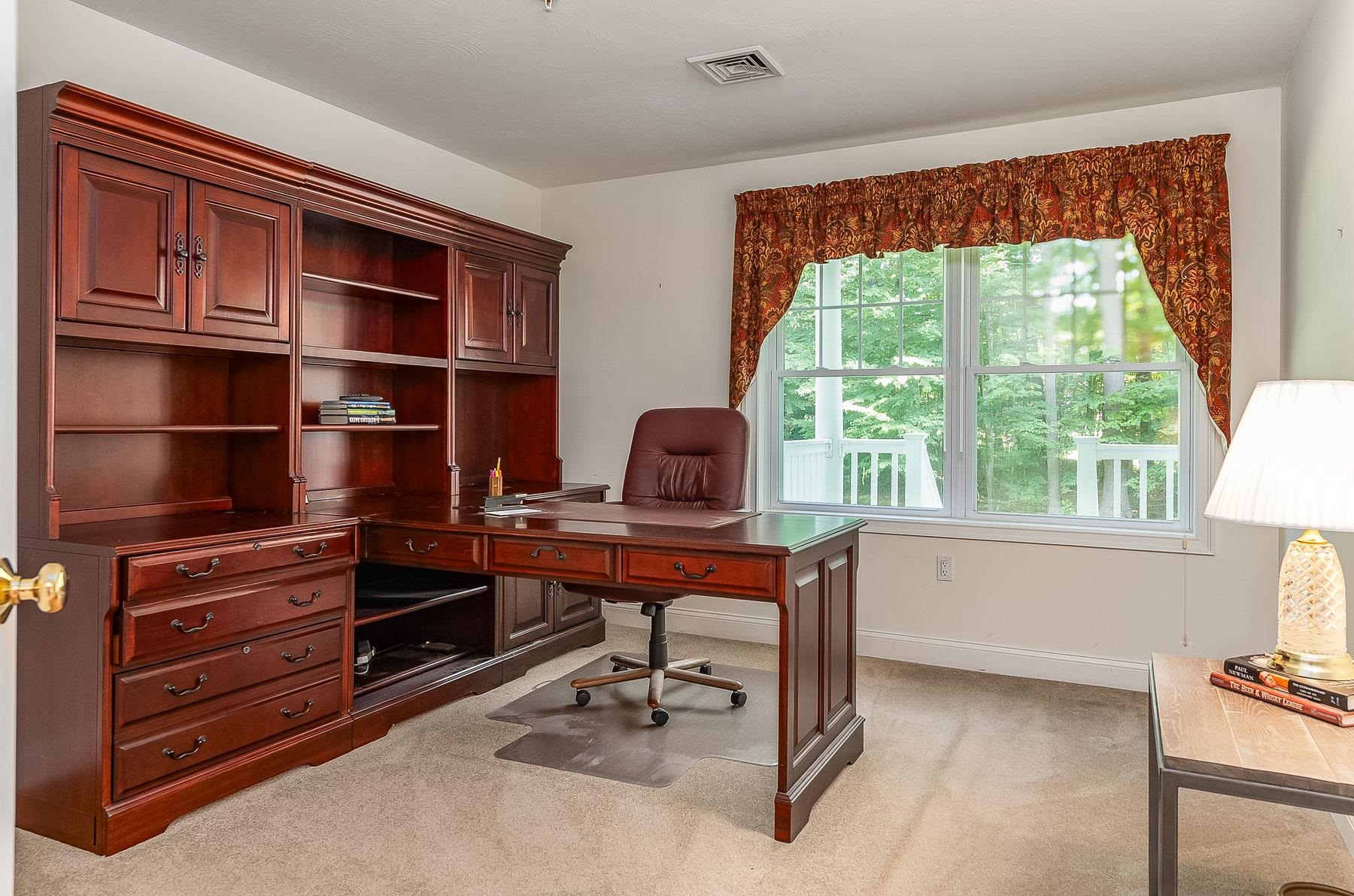 Exeter, New Hampshire 03833, United States, 2 Bedrooms Bedrooms, ,2 BathroomsBathrooms,Residential,Active,43629