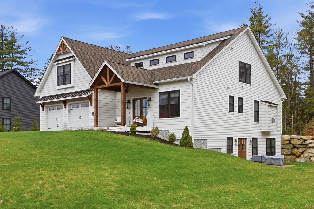 Photo of 33 Andel Avenue, Rindge, NH 03461 (MLS # 5085946)