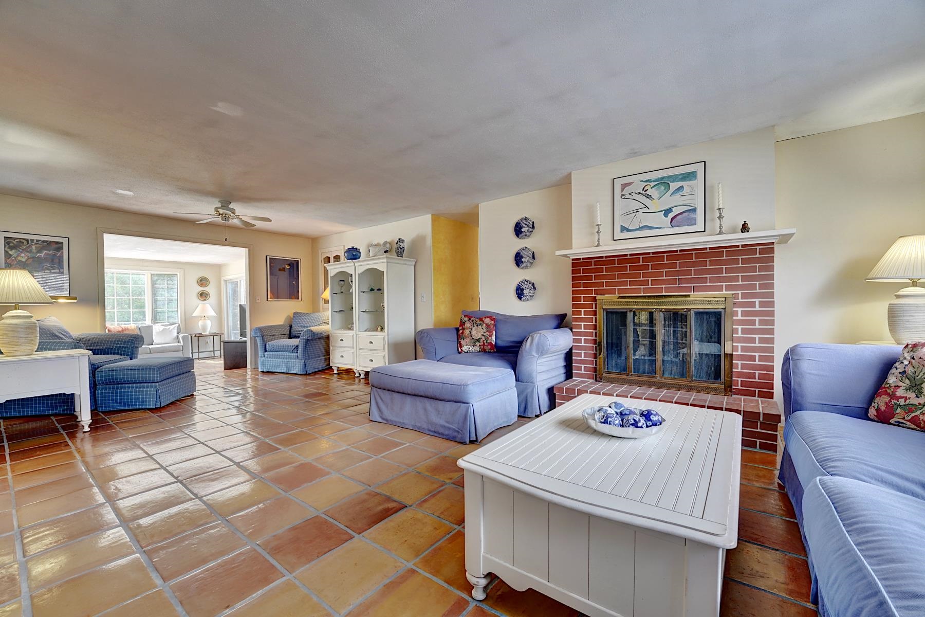 2 Willowbrook Avenue