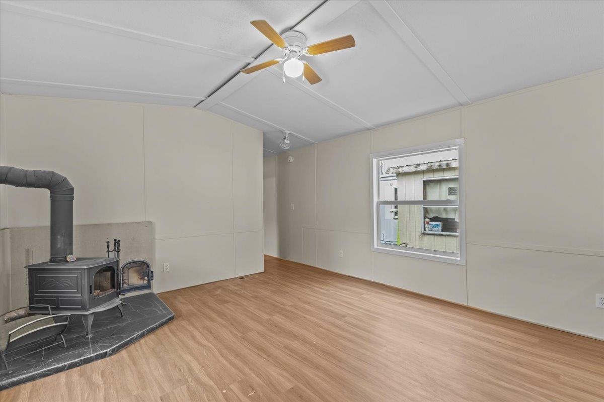 23 Avenue C