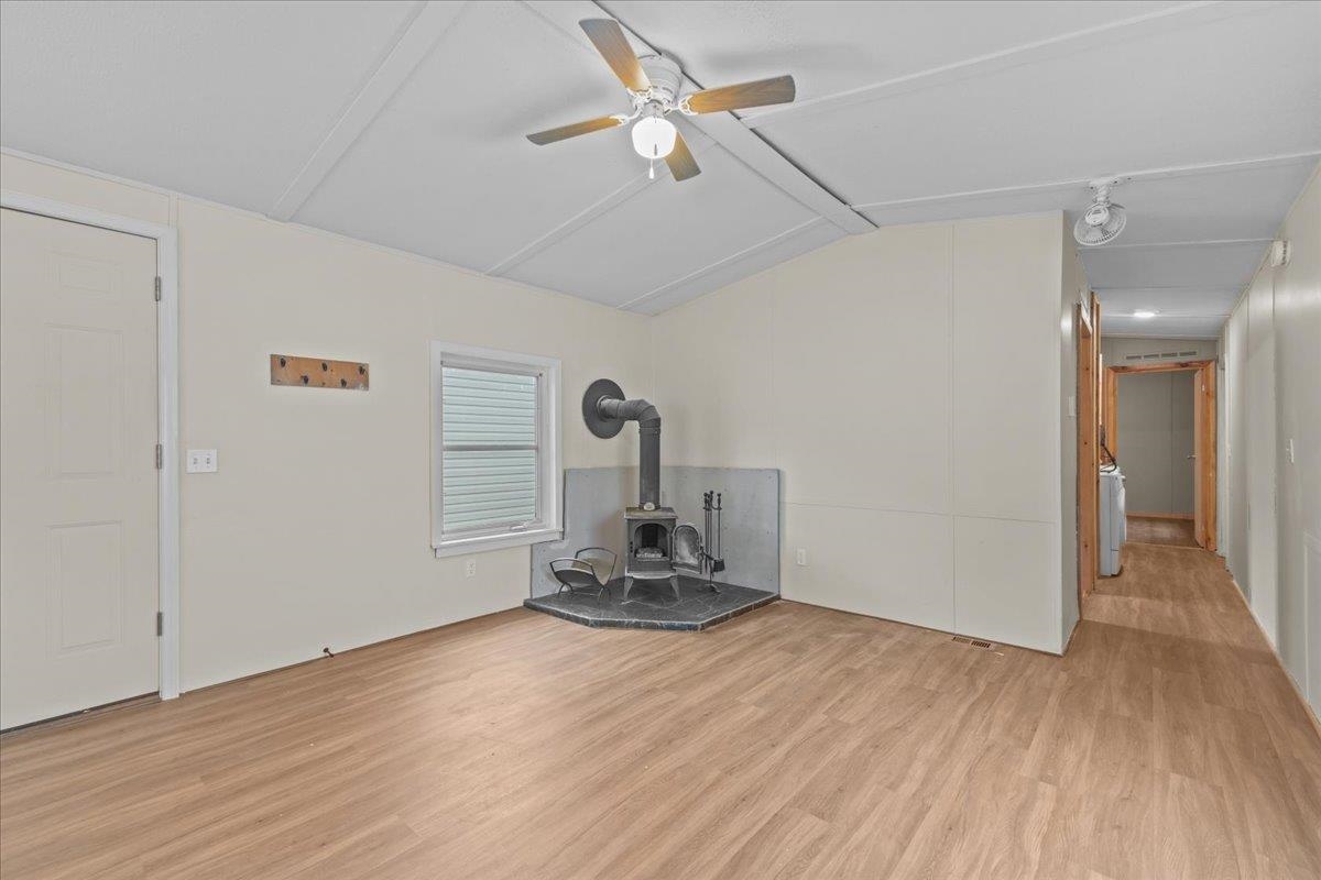 23 Avenue C