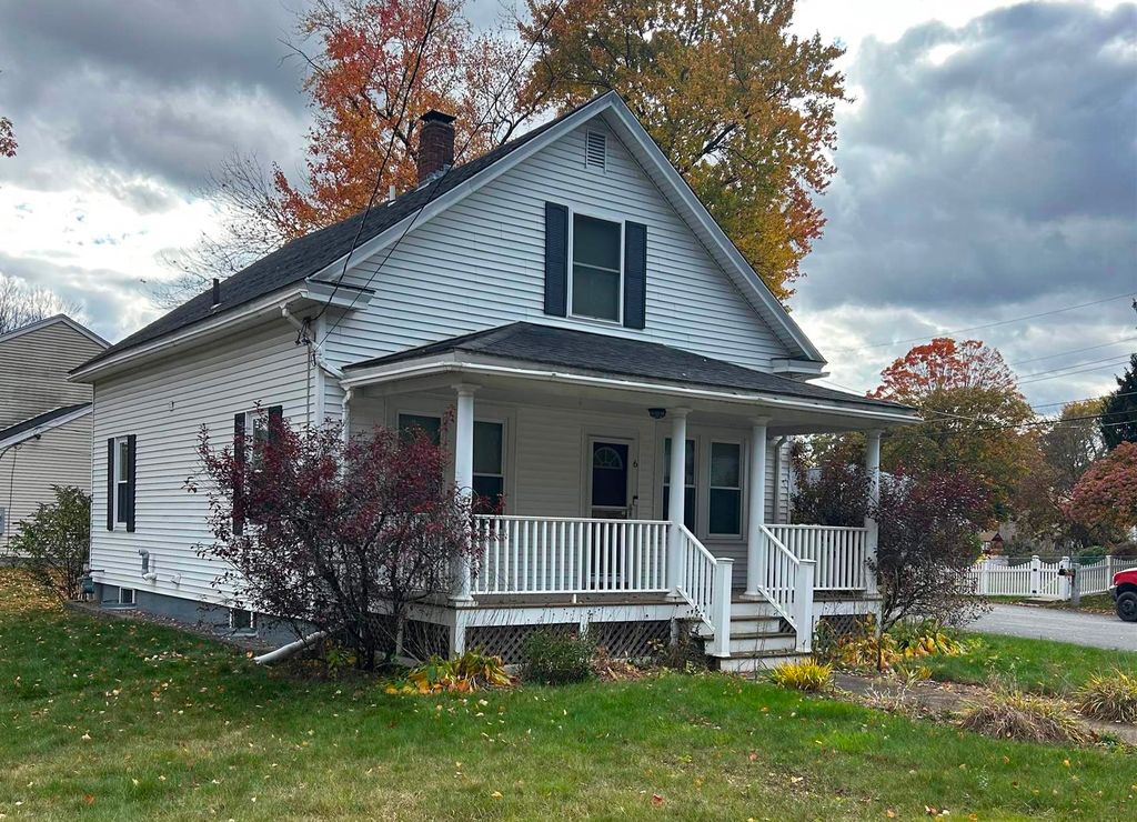 Photo of 6 Intervale Street, Nashua, NH 03064 (MLS # 5067404)