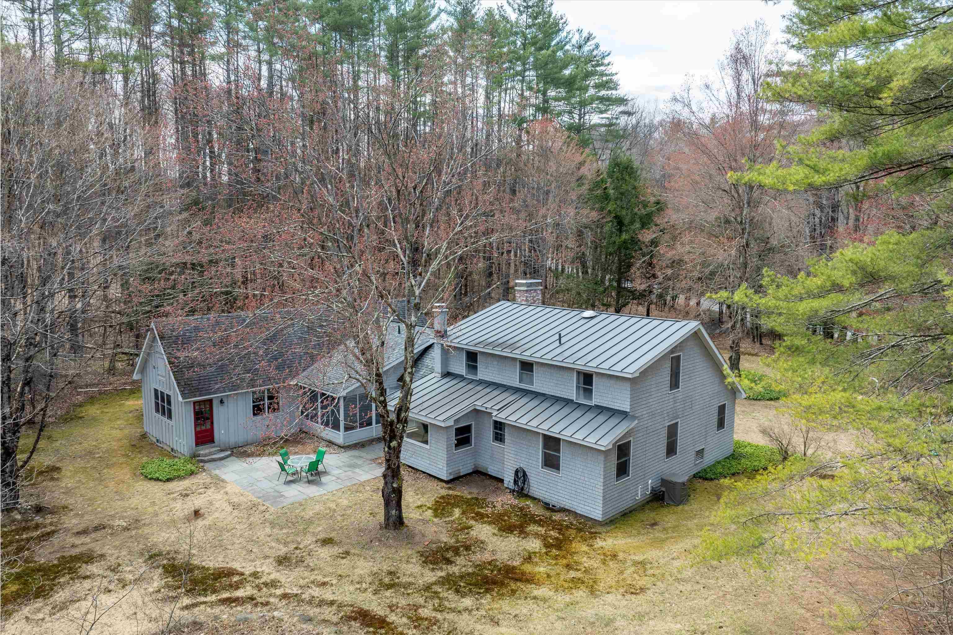 27 Grimes Hill Road