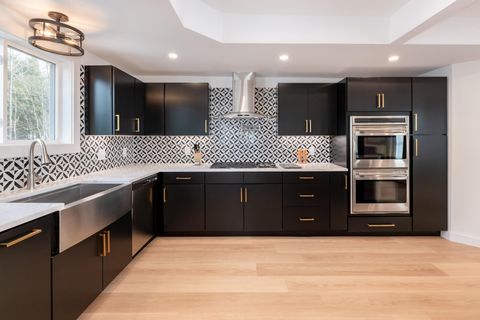 383 Owl Street Campton NH 03223