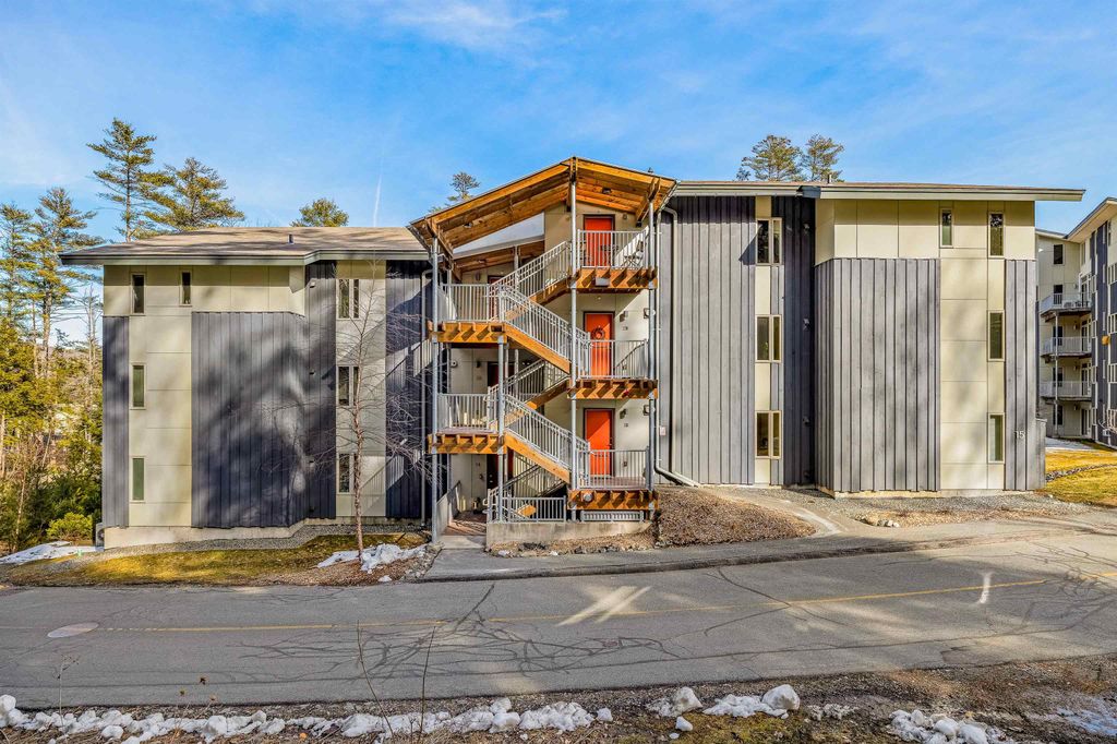 Photo of 15 Gile Drive #3A, Hanover, NH 03755 (MLS # 5082237)