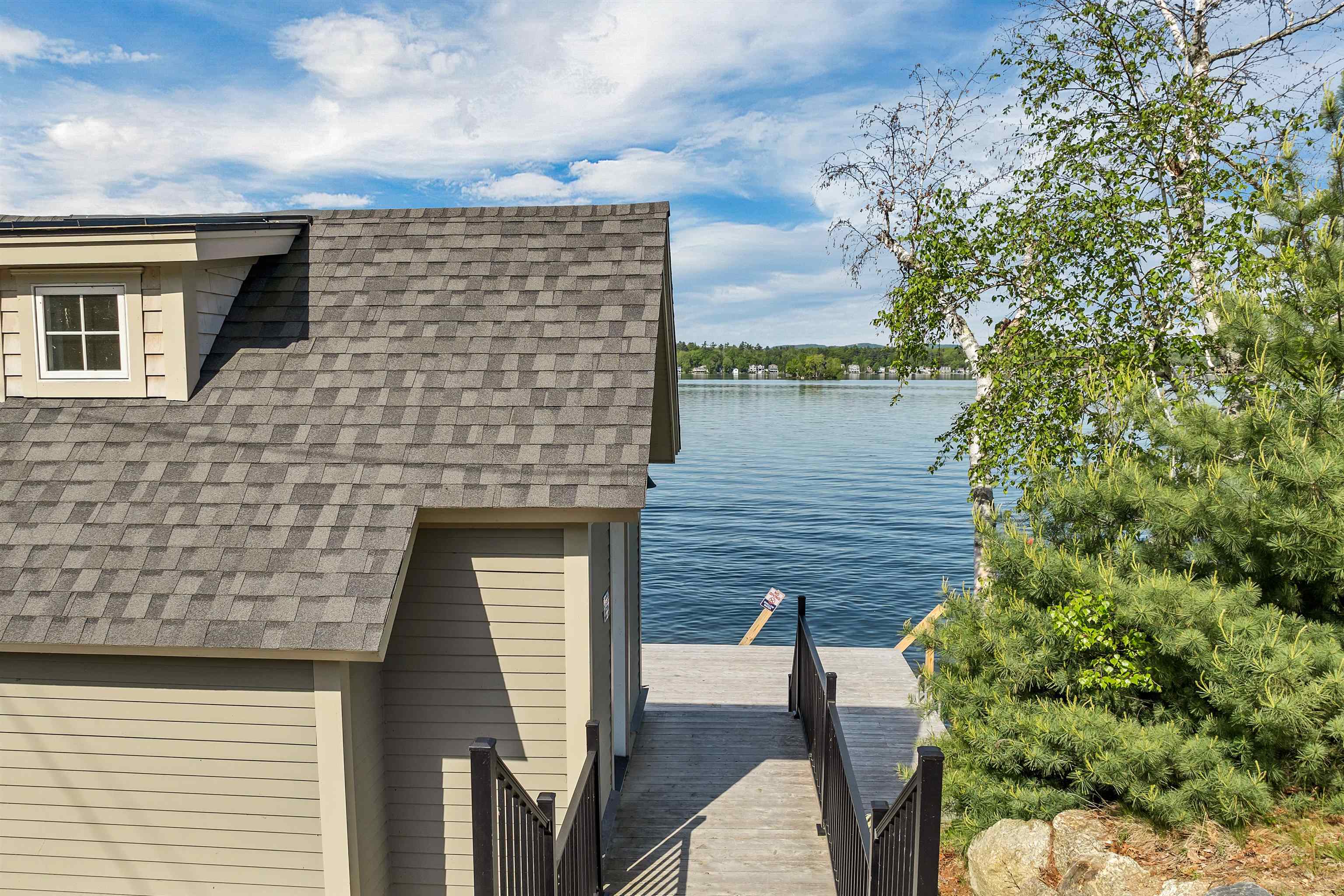 109 Weirs Boulevard 5