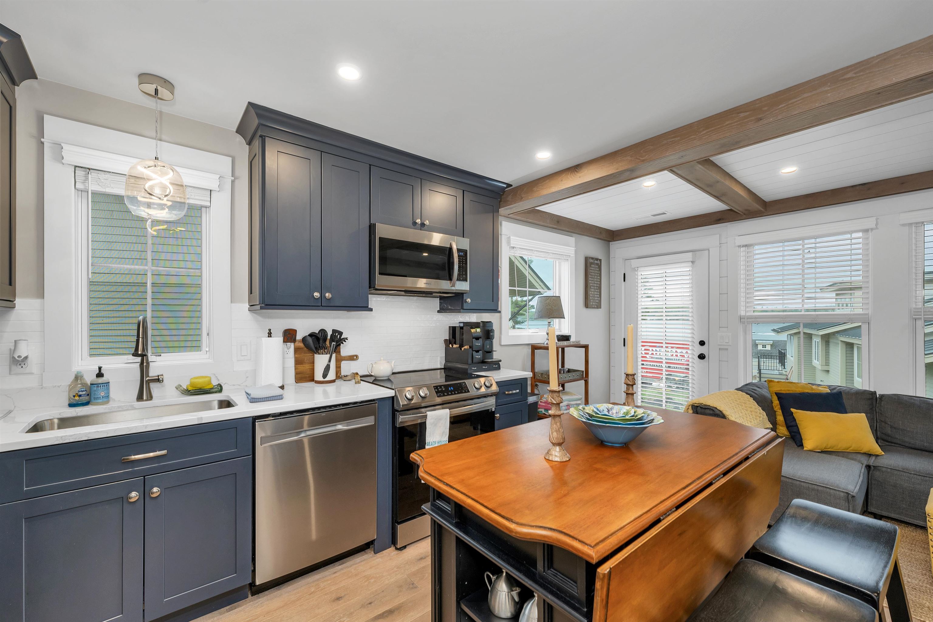 109 Weirs Boulevard 5