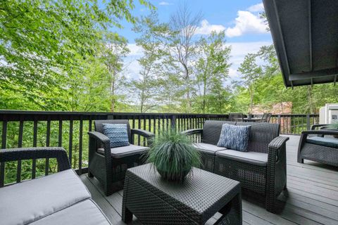 25 Hilltop Drive Newbury NH 03255