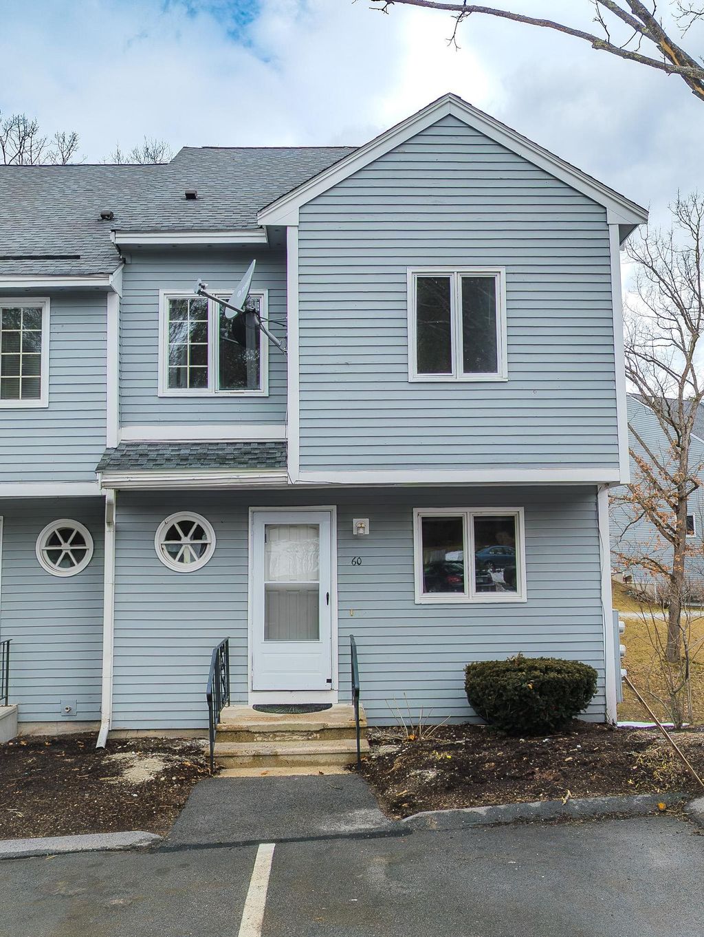 Photo of 60 Merrimack Drive #43, Merrimack, NH 03054 (MLS # 5079505)