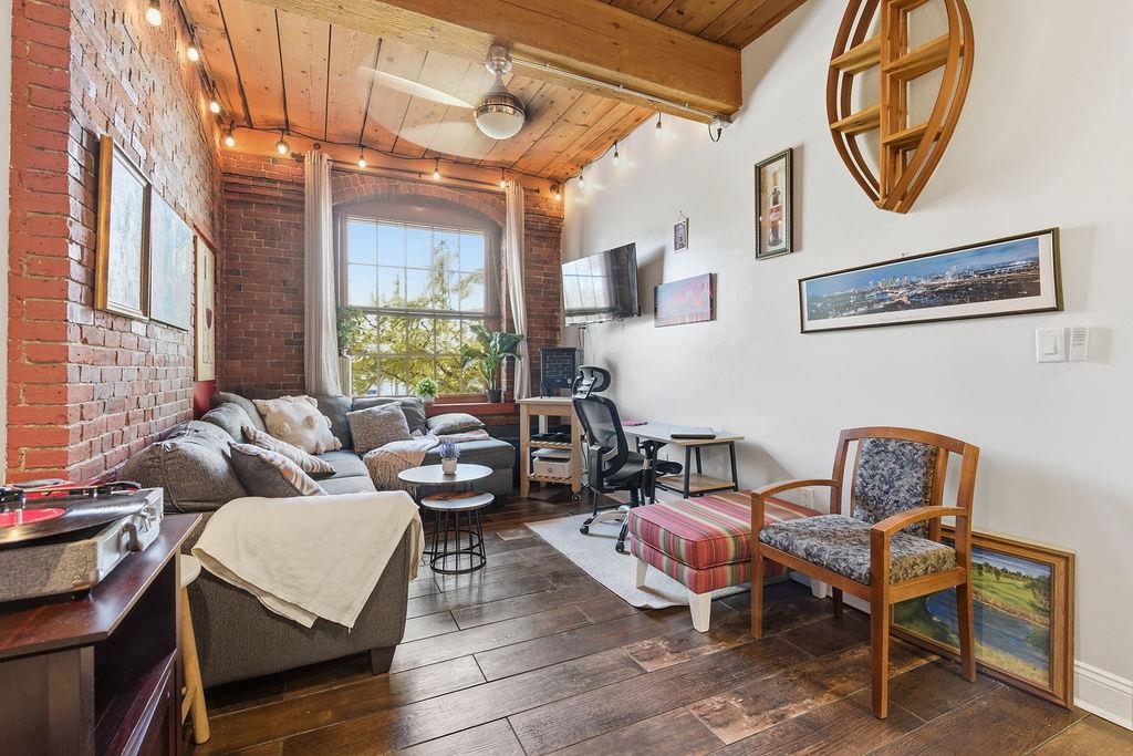 335 Cypress Street 2P