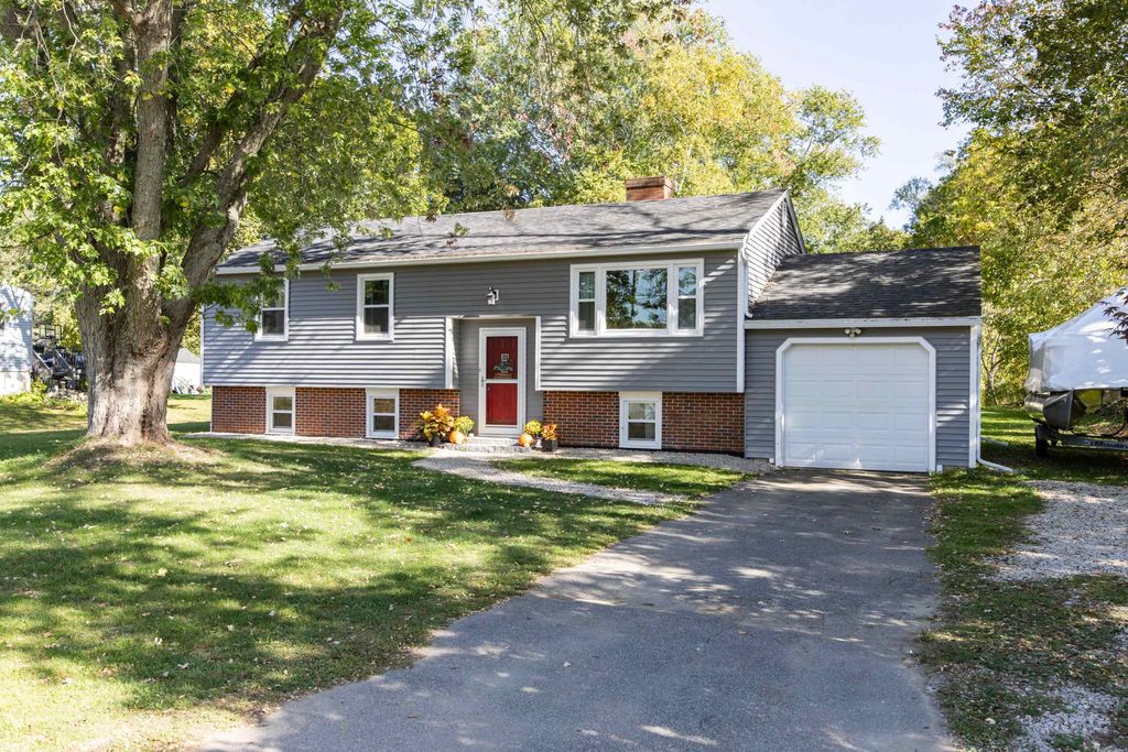 Photo of 222 Portsmouth Avenue, Stratham, NH 03885 (MLS # 5064380)