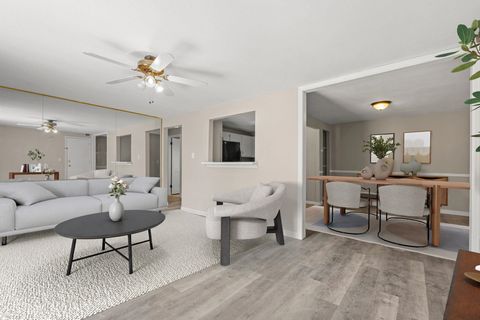 Photo of 80 English Village Road #302, Manchester, NH 03102 (MLS # 5076521)