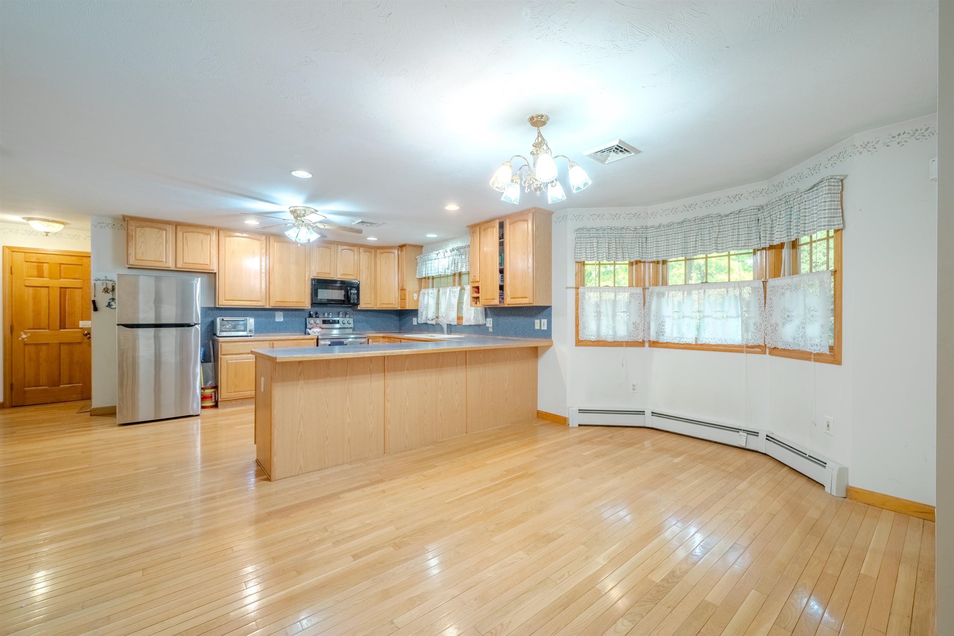 15 Hickory Hill Road