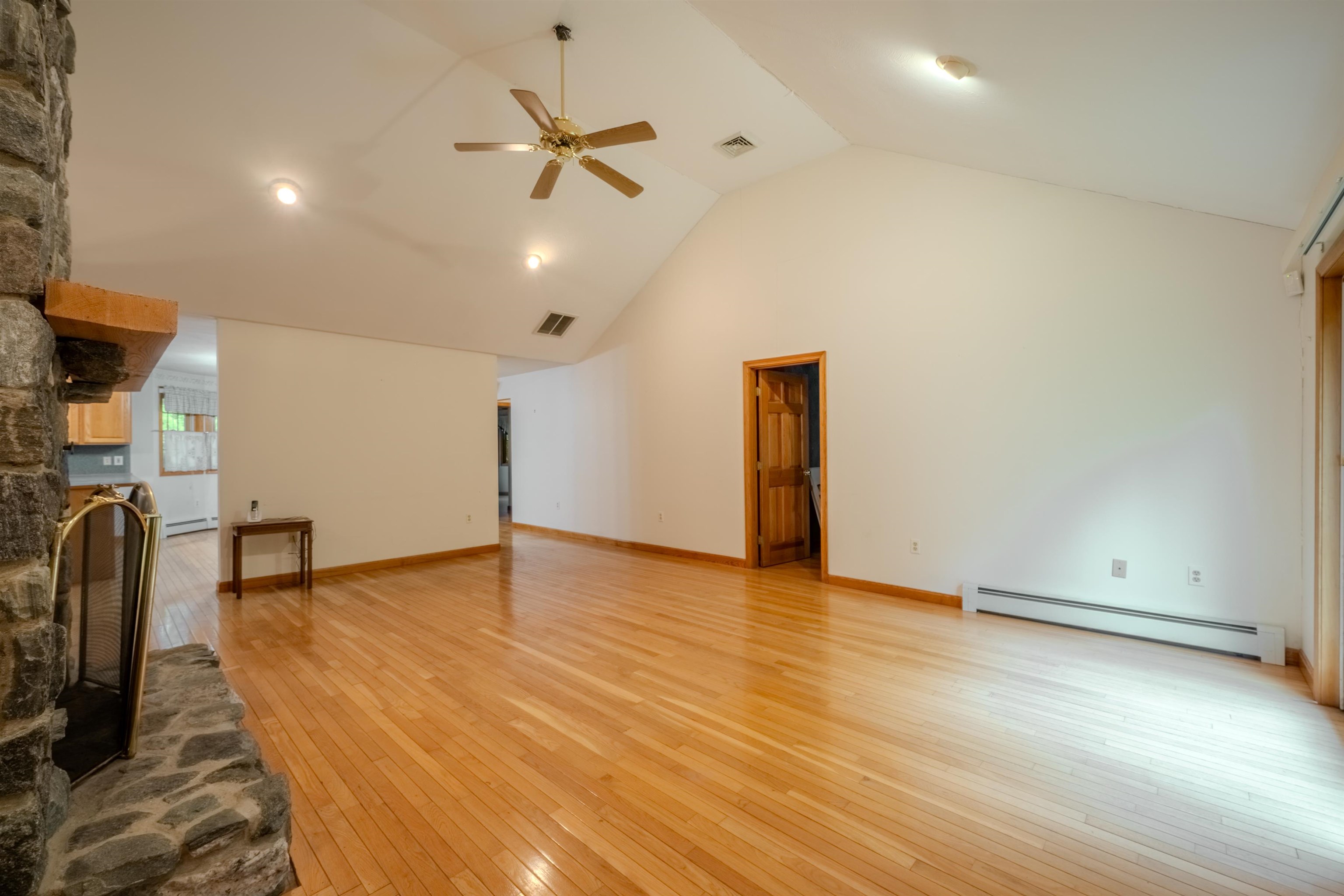 15 Hickory Hill Road