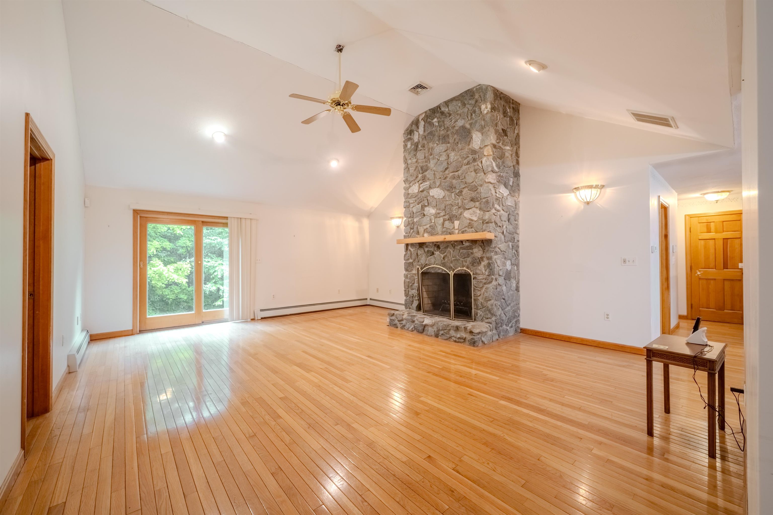 15 Hickory Hill Road