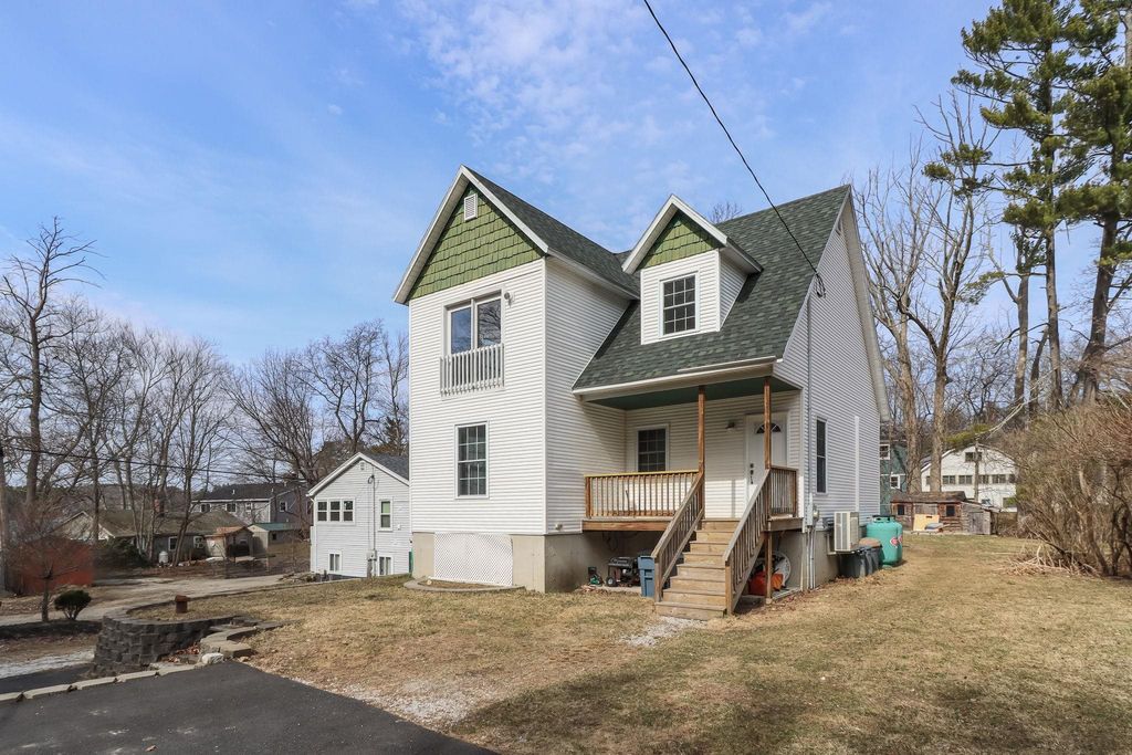 Photo of 17 Trues Parkway, Sandown, NH 03873 (MLS # 5072091)