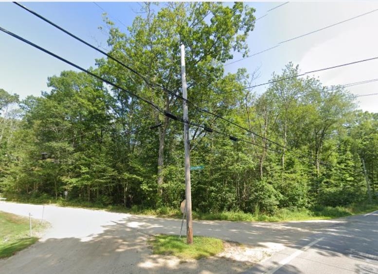 152 & S Summer Street