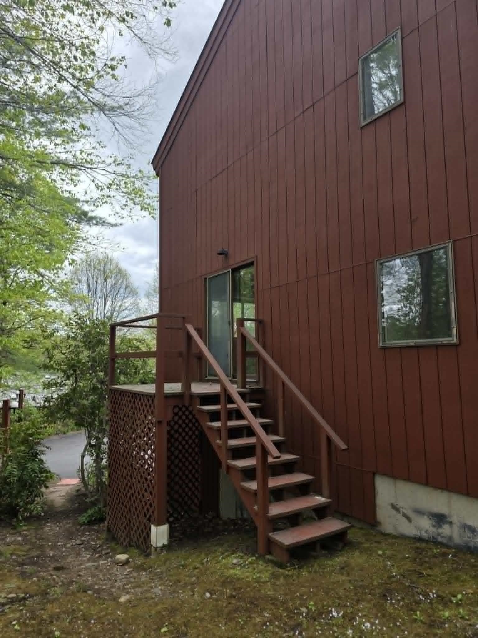 9 Evergreen Lane