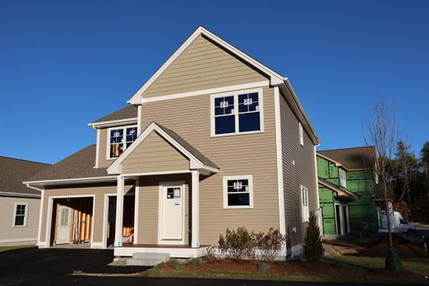 1 Doucet Avenue Nashua NH 03062