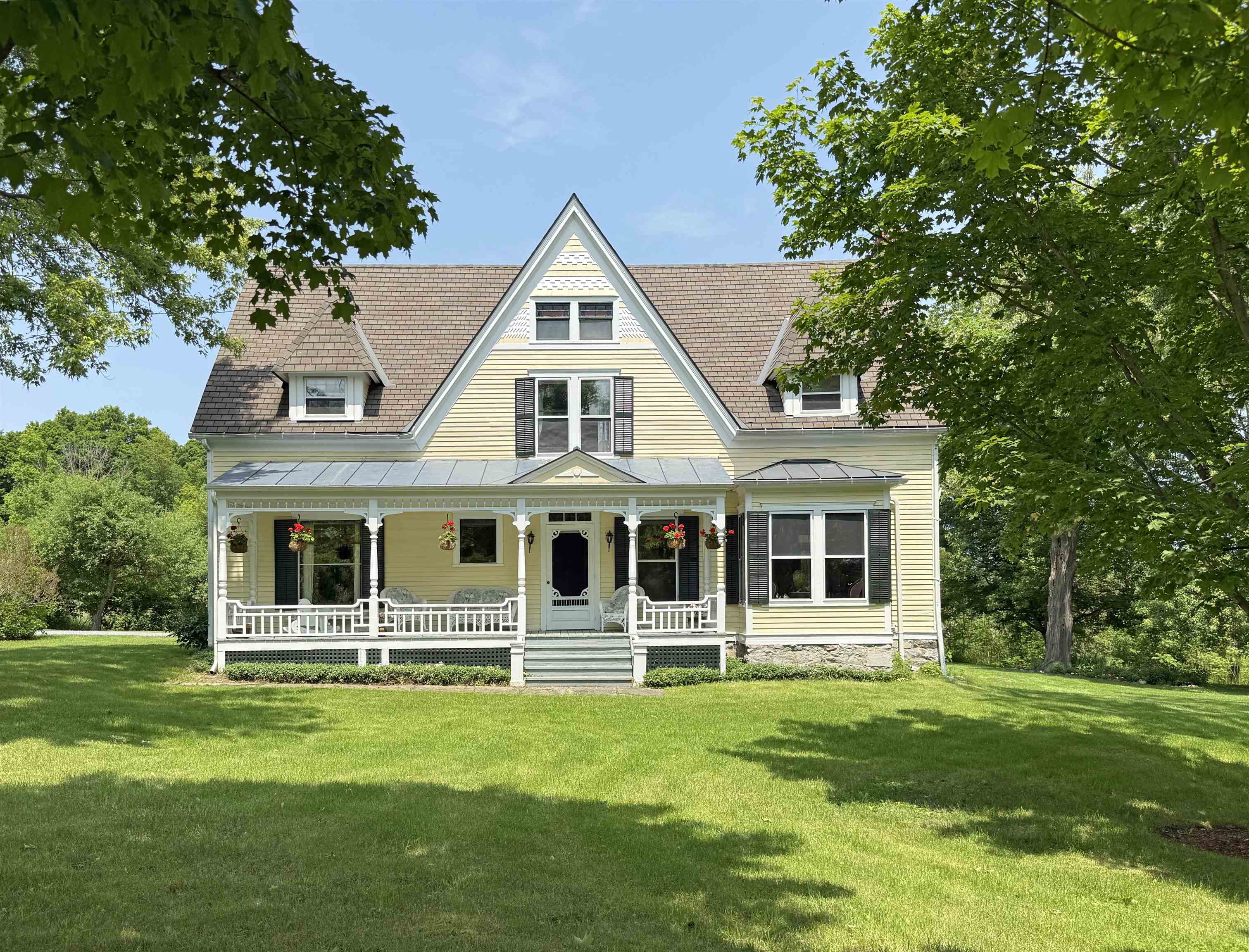 548 Watch Point Road