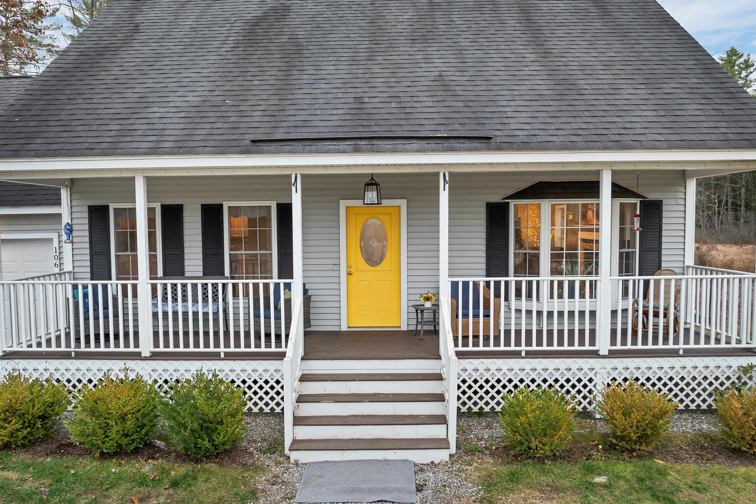 New Boston, New Hampshire 03070, United States, 3 Bedrooms Bedrooms, ,3 BathroomsBathrooms,Residential,Active,240780