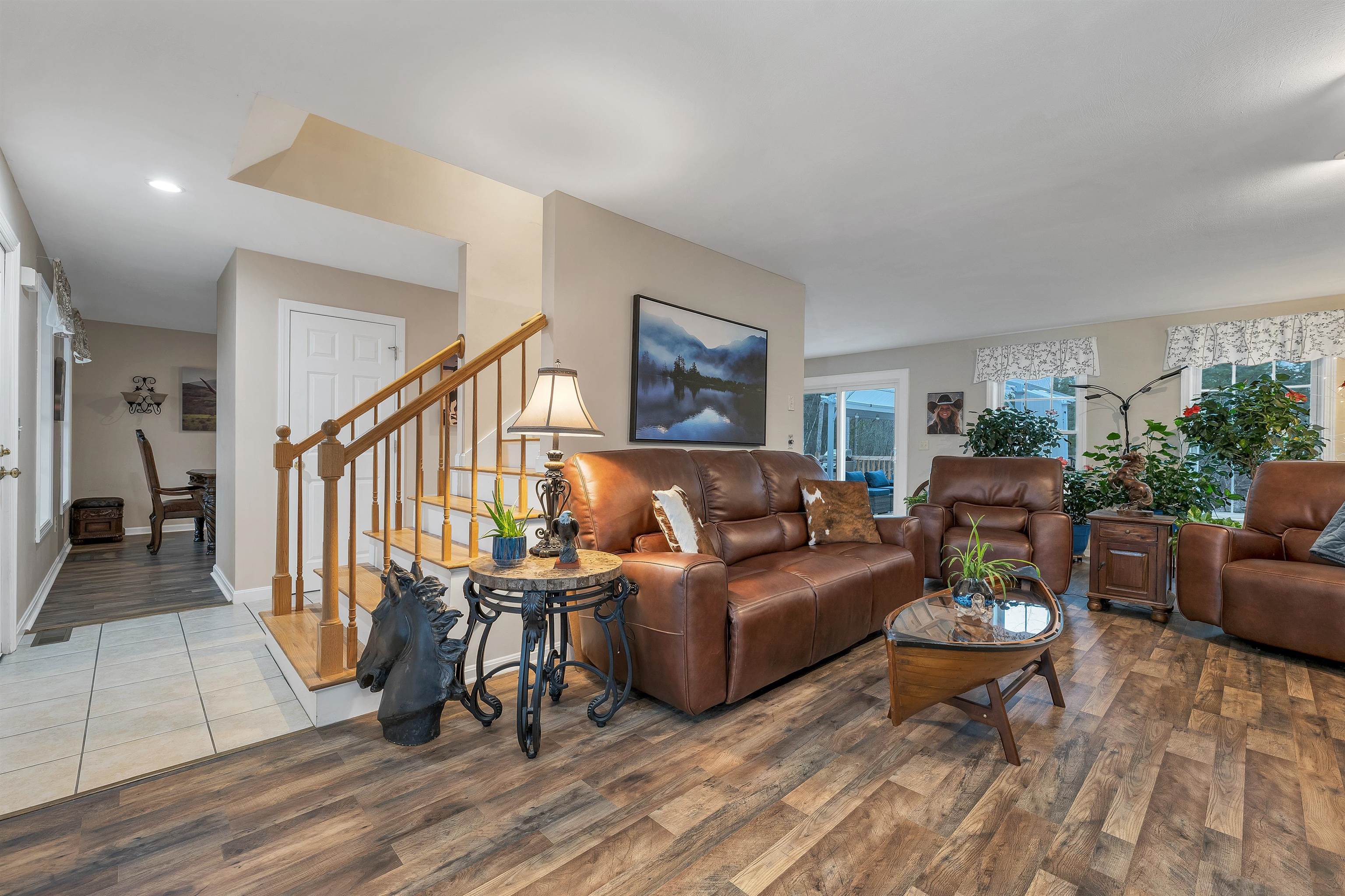 New Boston, New Hampshire 03070, United States, 3 Bedrooms Bedrooms, ,3 BathroomsBathrooms,Residential,Active,240780