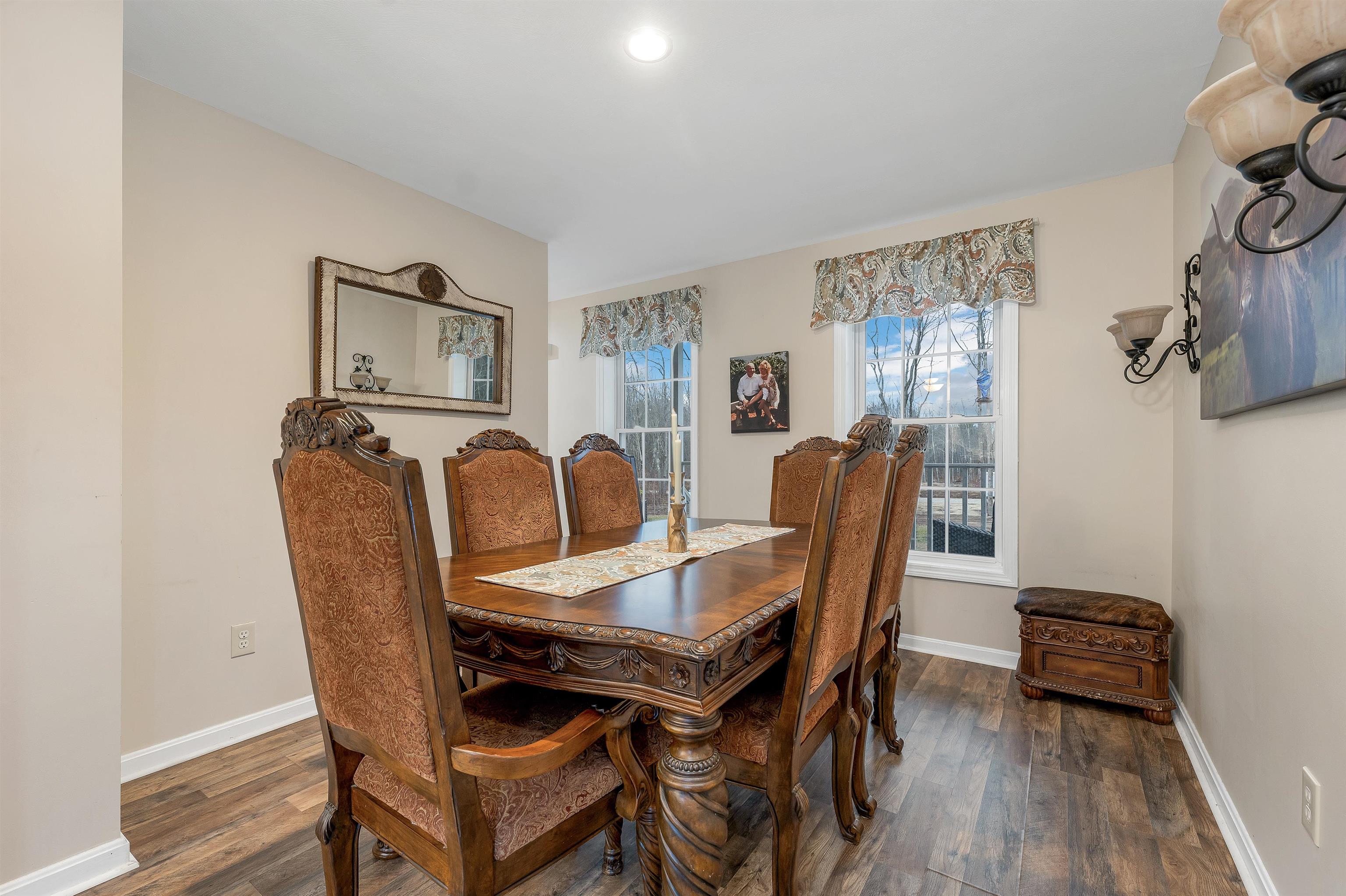 New Boston, New Hampshire 03070, United States, 3 Bedrooms Bedrooms, ,3 BathroomsBathrooms,Residential,Active,240780