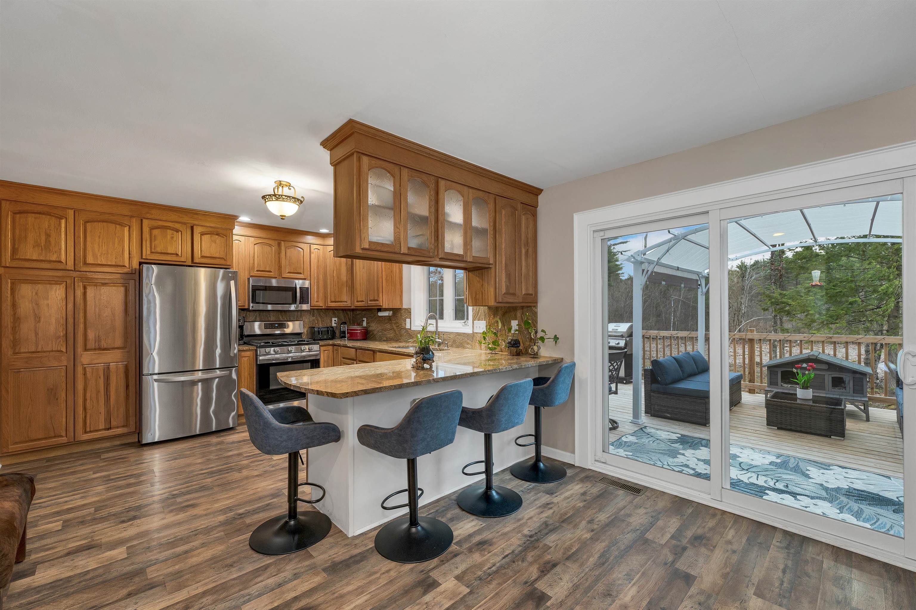 New Boston, New Hampshire 03070, United States, 3 Bedrooms Bedrooms, ,3 BathroomsBathrooms,Residential,Active,240780