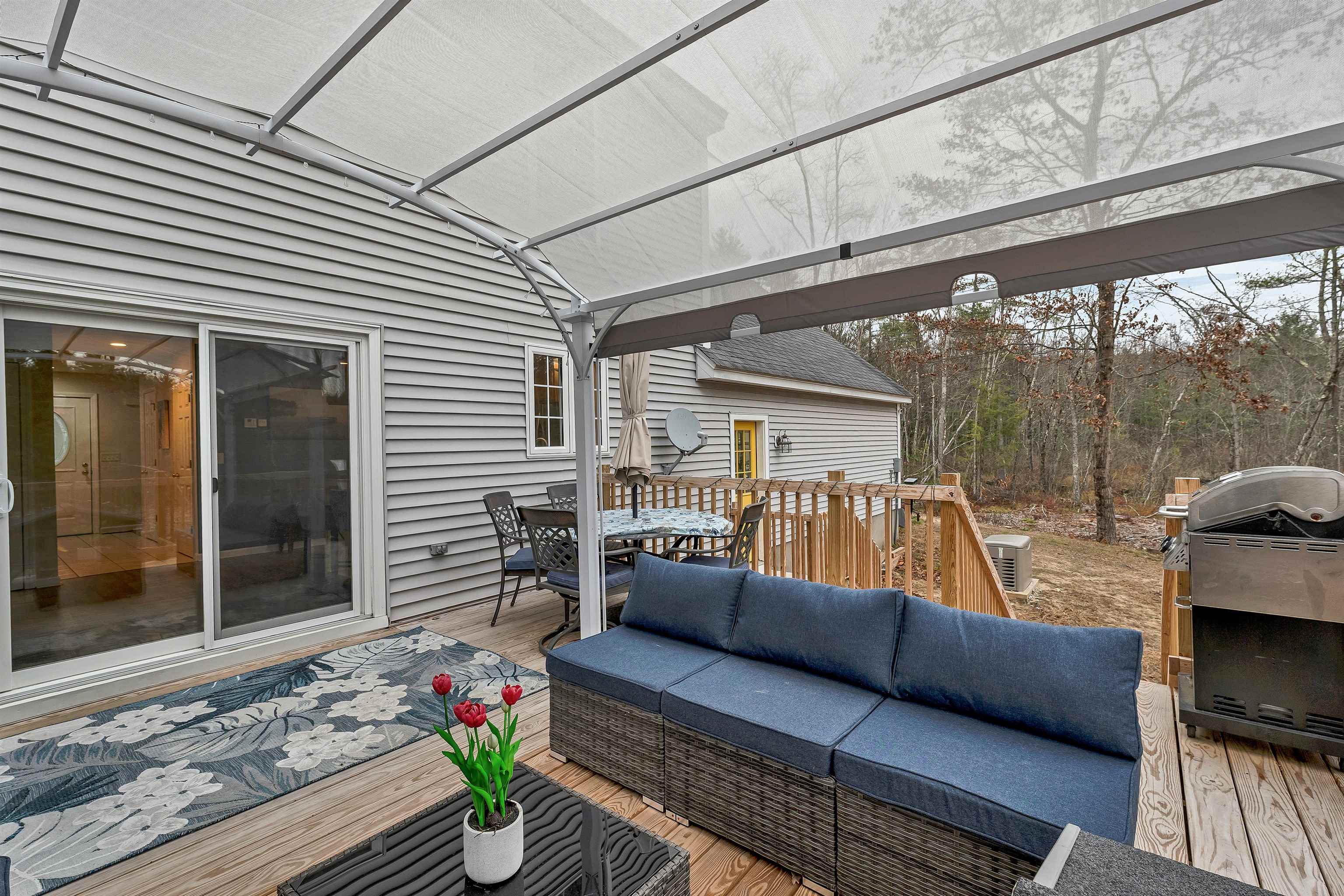 New Boston, New Hampshire 03070, United States, 3 Bedrooms Bedrooms, ,3 BathroomsBathrooms,Residential,Active,240780