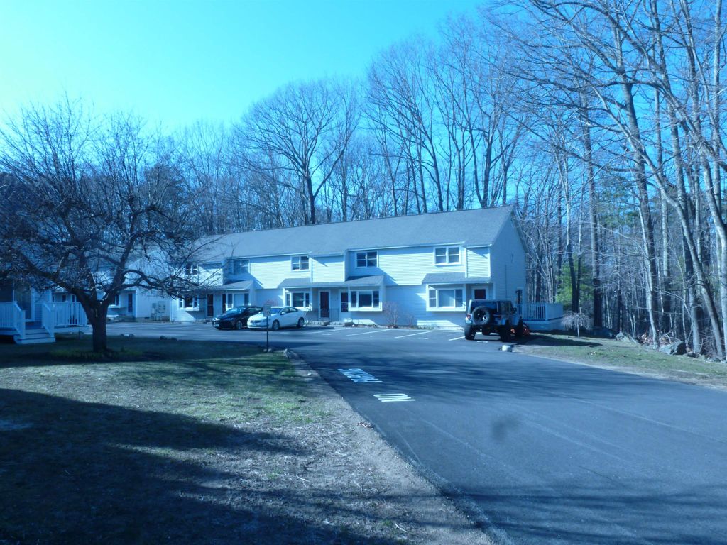 Photo of 777 Middle Road #72, Portsmouth, NH 03801 (MLS # 5083126)