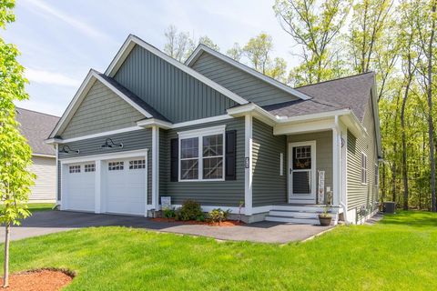 71 Massie Circle 28 Hudson NH 03051