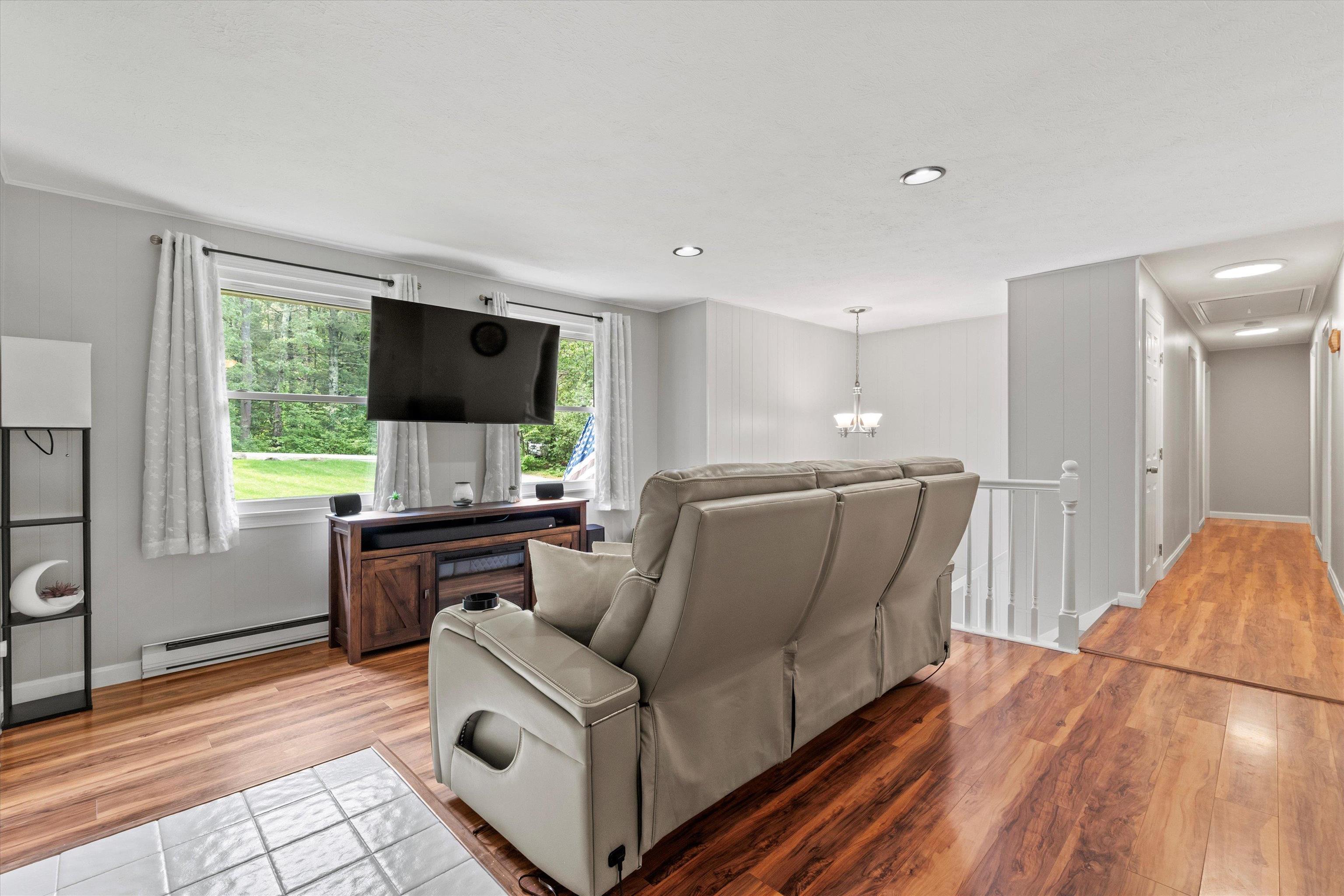 16 Hazelwood Drive