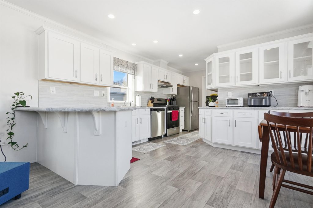 Photo of 65 Caddy Drive, Salem, NH 03079 (MLS # 5074980)