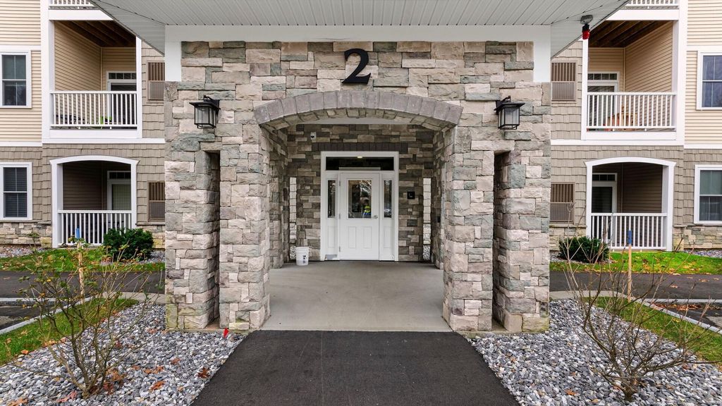 Photo of 2 Henry David Drive #207, Nashua, NH 03062 (MLS # 5080029)