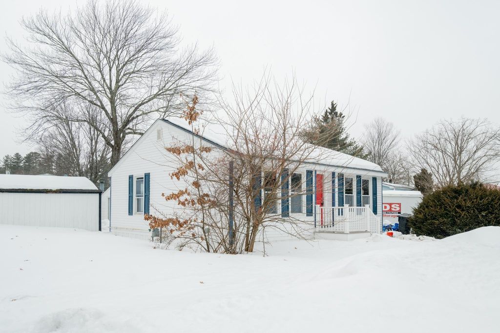 Photo of 5 Nottingwood Lane, Merrimack, NH 03054 (MLS # 5078228)