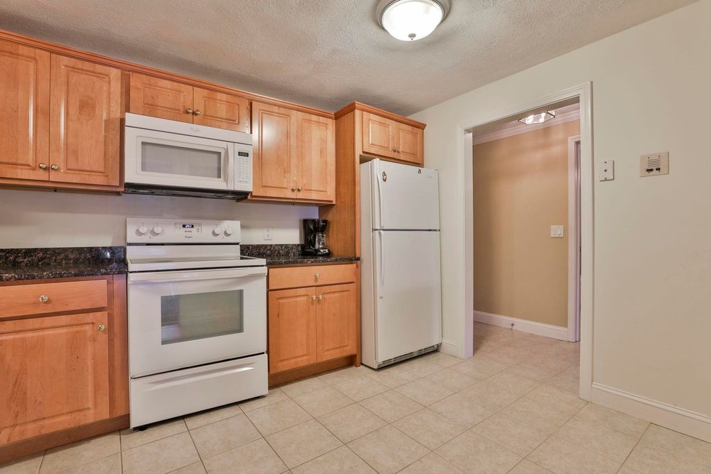 Photo of 4211 Heritage Village Drive, Nashua, NH 03062 (MLS # 5076420)