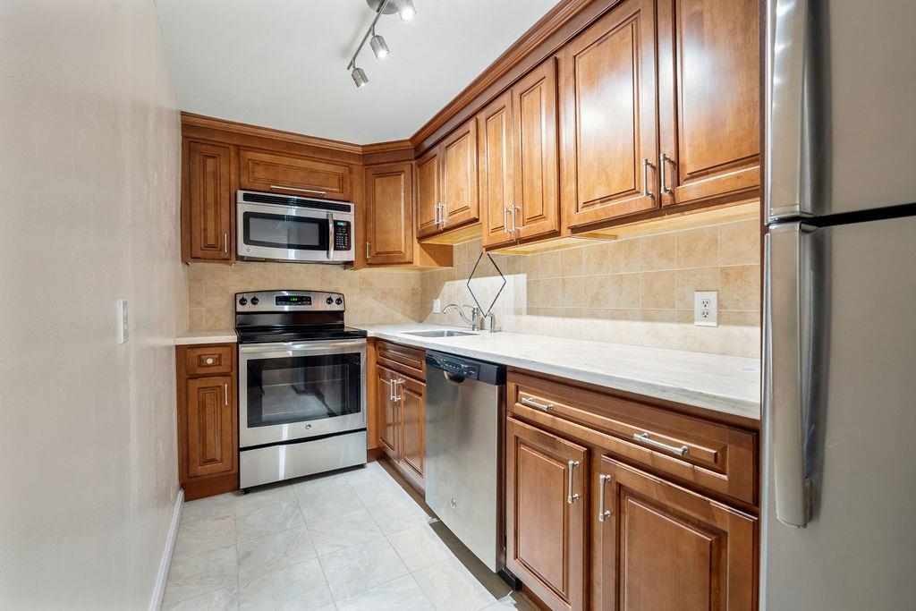 3 Pembroke Drive 3