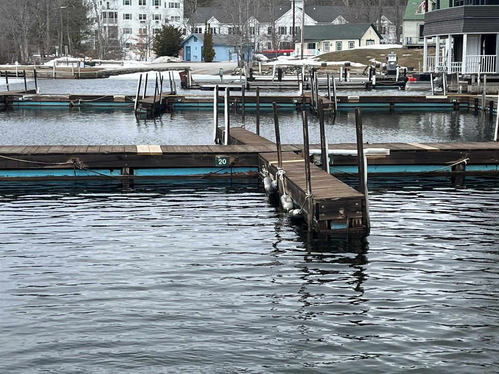 Photo of 1024 Lake Avenue, Sunapee, NH 03782 (MLS # 5079798)