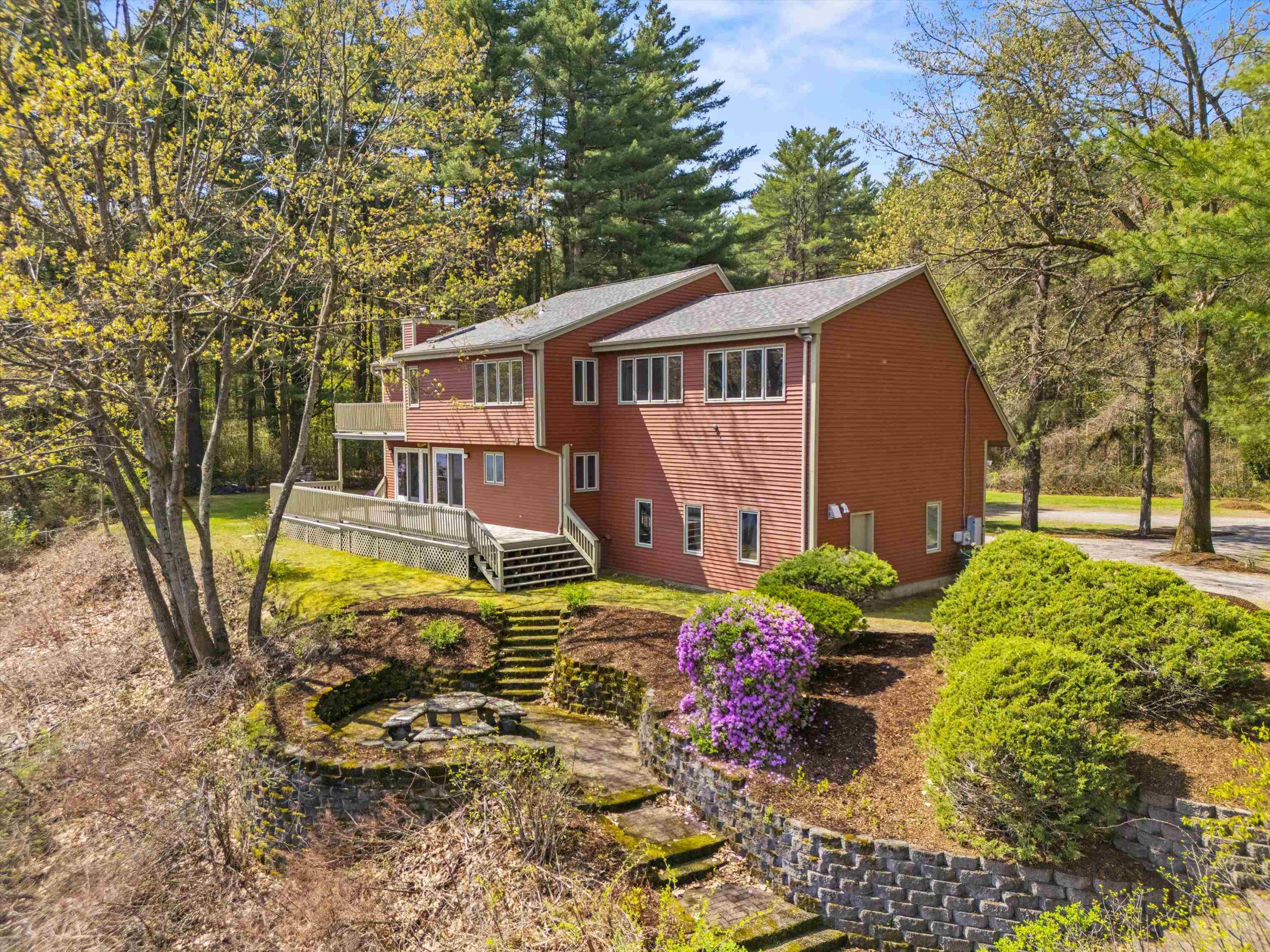 6 Hidden Ranch Drive