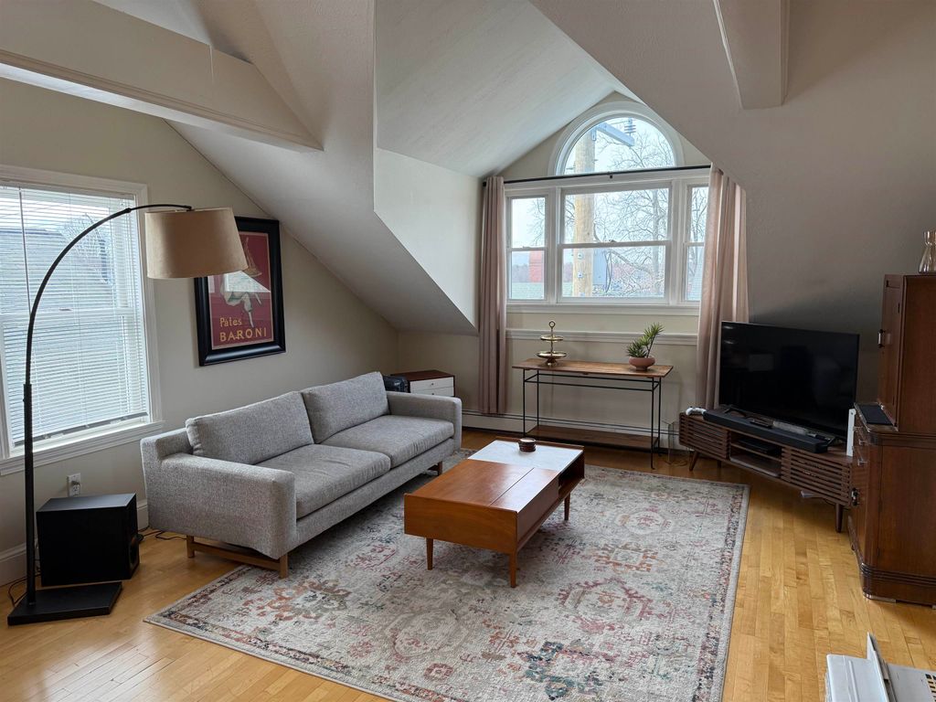 Photo of 314 Islington Street #5, Portsmouth, NH 03801 (MLS # 5082769)